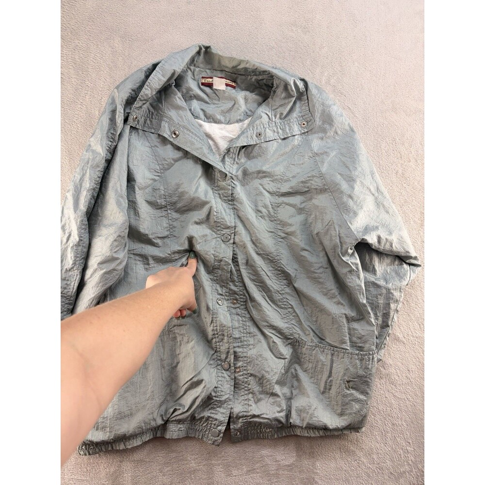 VTG Retro Tudor Court Men's Gray Nylon Windbreaker Jacket XL